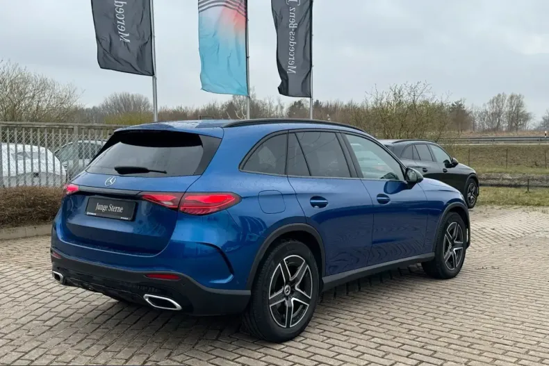 Mercedes-Benz GLC 300 (Clasa GLC) din 2024 cu 25.202 km - oferta MER248701 - foto 3
