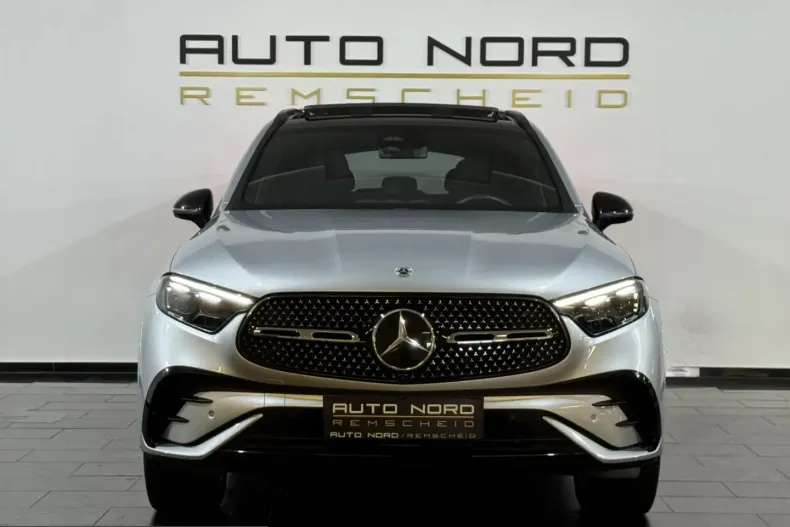 Mercedes-Benz GLC 300 (Clasa GLC) din 2023 cu 55.200 km - oferta MER248703 - foto 2