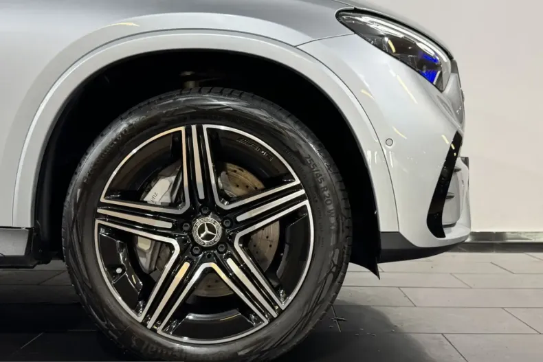 Mercedes-Benz GLC 300 (Clasa GLC) din 2023 cu 55.200 km - oferta MER248703 - foto 6
