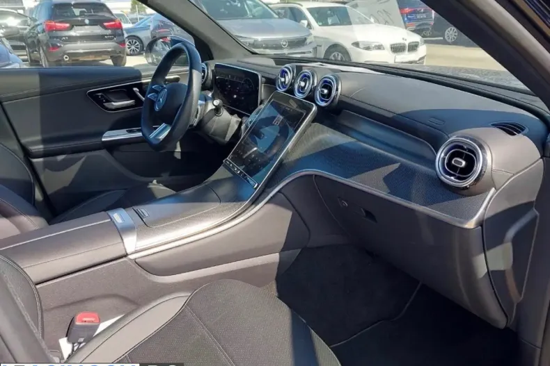 Mercedes-Benz GLC 220 (Clasa GLC) din 2023 cu 47.500 km - oferta MER248706 - foto 4