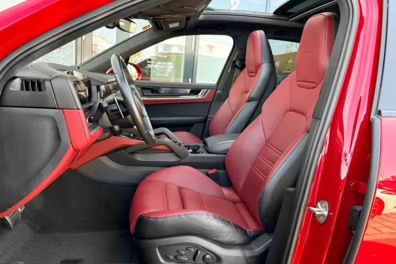 Porsche Cayenne din 2024 cu 35.000 km - oferta POR248707 - foto 4