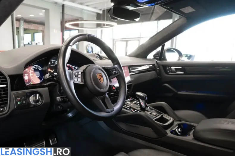 Porsche Cayenne din 2023 cu 41.916 km - oferta POR248709 - foto 12