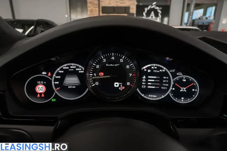 Porsche Cayenne din 2023 cu 41.916 km - oferta POR248709 - foto 20