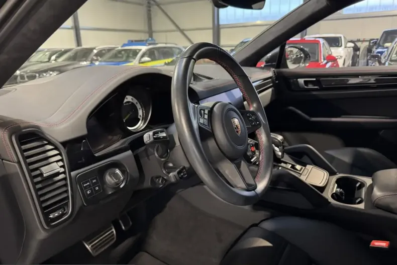 Porsche Cayenne din 2023 cu 37.500 km - oferta POR248710 - foto 16