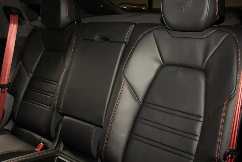 Porsche Cayenne din 2023 cu 37.500 km - oferta POR248710 - foto 28