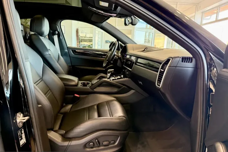 Porsche Cayenne din 2022 cu 58.621 km - oferta POR248711 - foto 15
