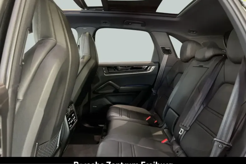 Porsche Cayenne din 2024 cu 26.900 km - oferta POR248712 - foto 22