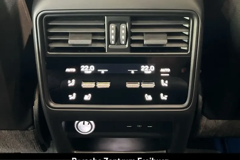 Porsche Cayenne din 2024 cu 26.900 km - oferta POR248712 - foto 23