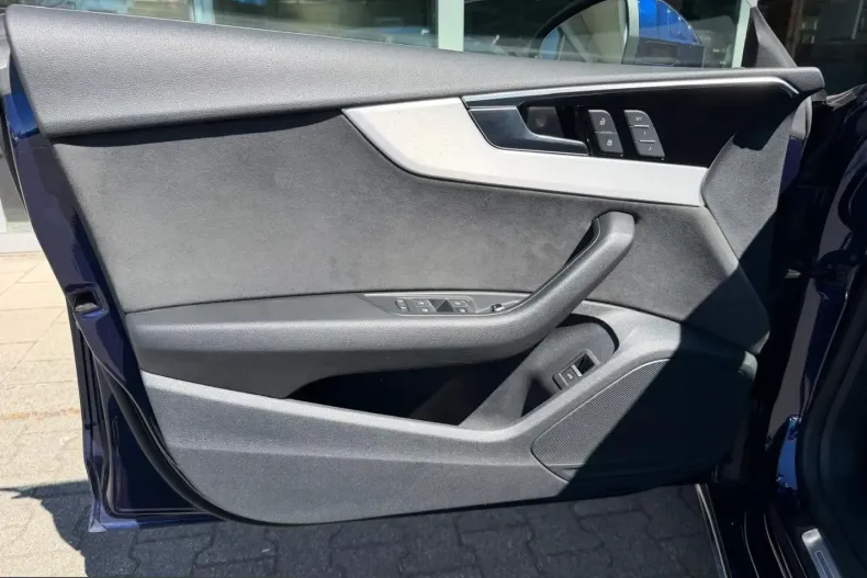 Audi A5 din 2022 cu 54.547 km - oferta AUD248713 - foto 13