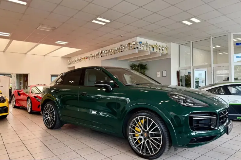 Porsche Cayenne din 2023 cu 82.369 km - oferta POR248721 - foto 1