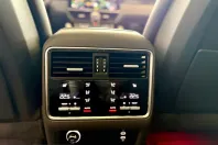 Porsche Cayenne din 2023 cu 82.369 km - oferta POR248721 - foto 11