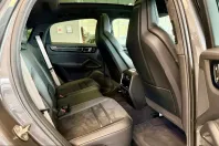 Porsche Cayenne din 2023 cu 76.126 km - oferta POR248722 - foto 13