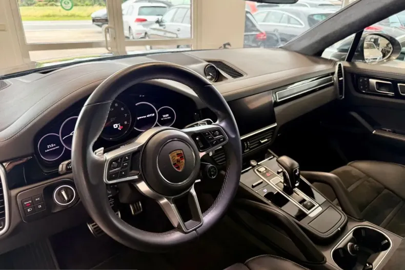 Porsche Cayenne din 2023 cu 76.126 km - oferta POR248722 - foto 16