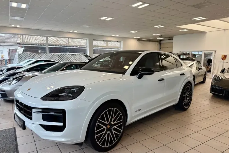 Porsche Cayenne din 2024 cu 33.419 km - oferta POR248723 - foto 2