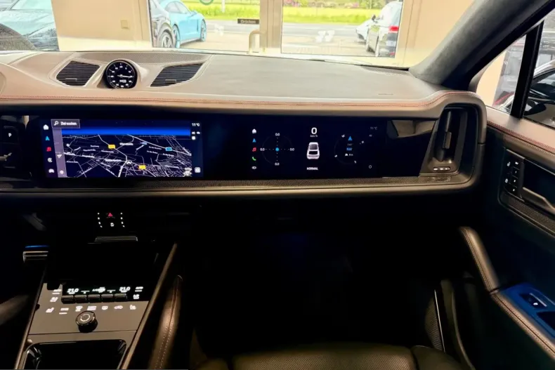 Porsche Cayenne din 2024 cu 33.419 km - oferta POR248723 - foto 19