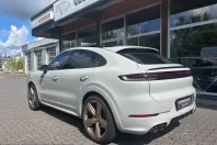 Porsche Cayenne din 2023 cu 67.345 km - oferta POR248725 - foto 5
