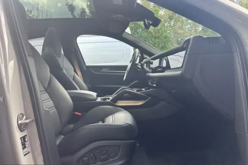 Porsche Cayenne din 2023 cu 67.345 km - oferta POR248725 - foto 6