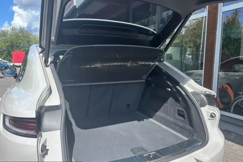 Porsche Cayenne din 2023 cu 67.345 km - oferta POR248725 - foto 22