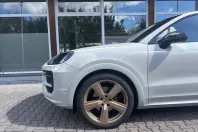 Porsche Cayenne din 2023 cu 67.345 km - oferta POR248725 - foto 28