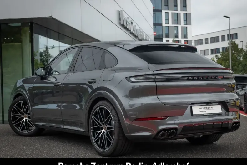 Porsche Cayenne din 2023 cu 41.056 km - oferta POR248726 - foto 3
