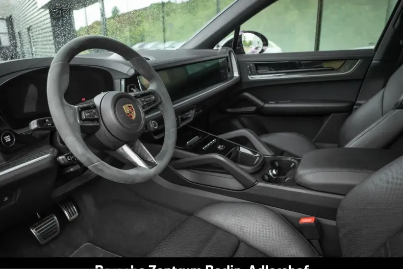 Porsche Cayenne din 2023 cu 41.056 km - oferta POR248726 - foto 4