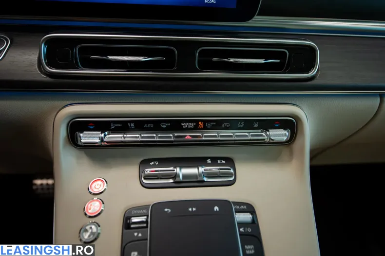 Mercedes-Benz V din 2024 cu 18.000 km - oferta MER248762 - foto 17