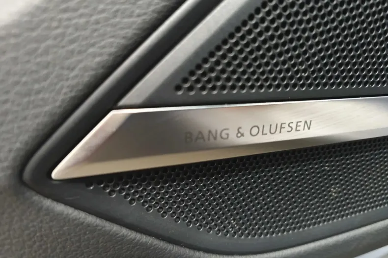Audi S8 din 2020 cu 77.000 km - oferta AUD248766 - foto 22