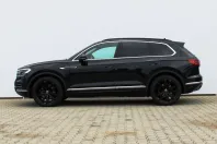 Volkswagen Touareg din 2022 cu 77.460 km - oferta VOL248770 - foto 2