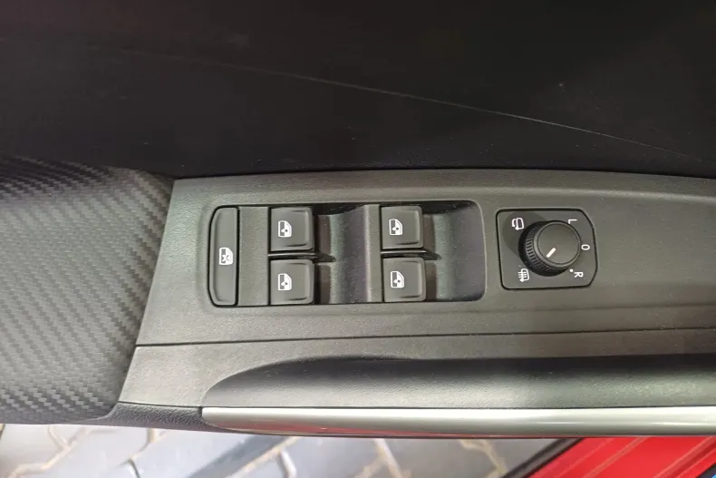 Skoda Fabia din 2026 cu 850 km - oferta SKO248771 - foto 8