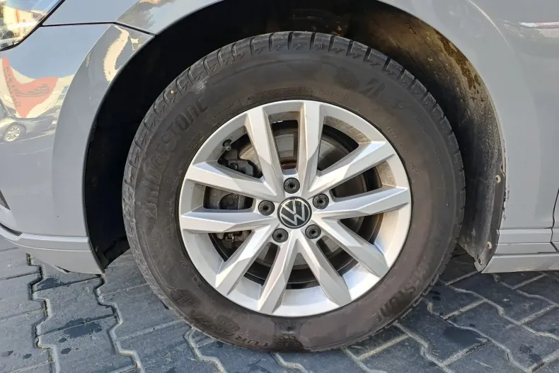 Volkswagen Passat din 2022 cu 80.755 km - oferta VOL248774 - foto 4