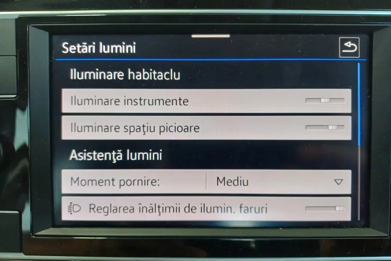 Volkswagen Passat din 2022 cu 80.755 km - oferta VOL248774 - foto 24