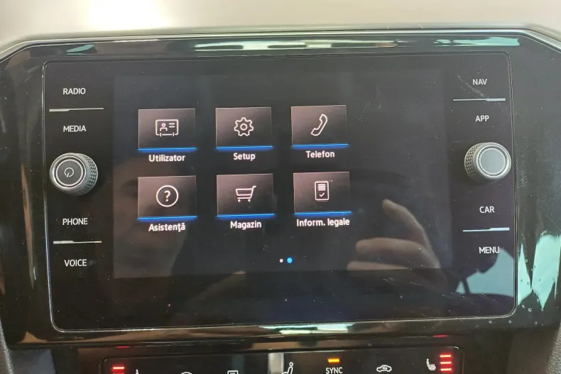 Volkswagen Passat din 2022 cu 60.996 km - oferta VOL248775 - foto 19