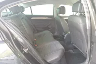 Volkswagen Passat din 2022 cu 60.996 km - oferta VOL248775 - foto 35