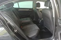 Volkswagen Passat din 2022 cu 60.996 km - oferta VOL248775 - foto 36