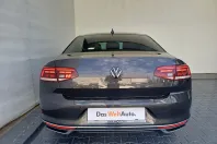 Volkswagen Passat din 2022 cu 60.996 km - oferta VOL248775 - foto 38