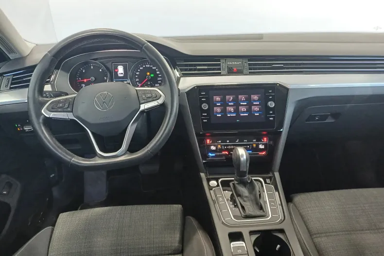 Volkswagen Passat din 2021 cu 72.281 km - oferta VOL248776 - foto 6
