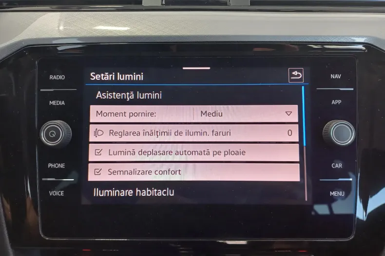 Volkswagen Passat din 2021 cu 72.281 km - oferta VOL248776 - foto 18