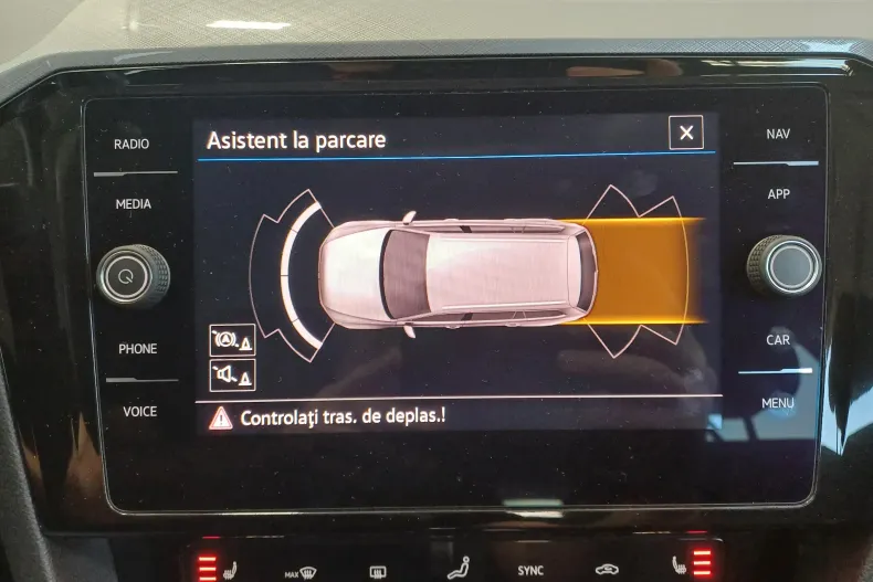 Volkswagen Passat din 2021 cu 72.281 km - oferta VOL248776 - foto 27