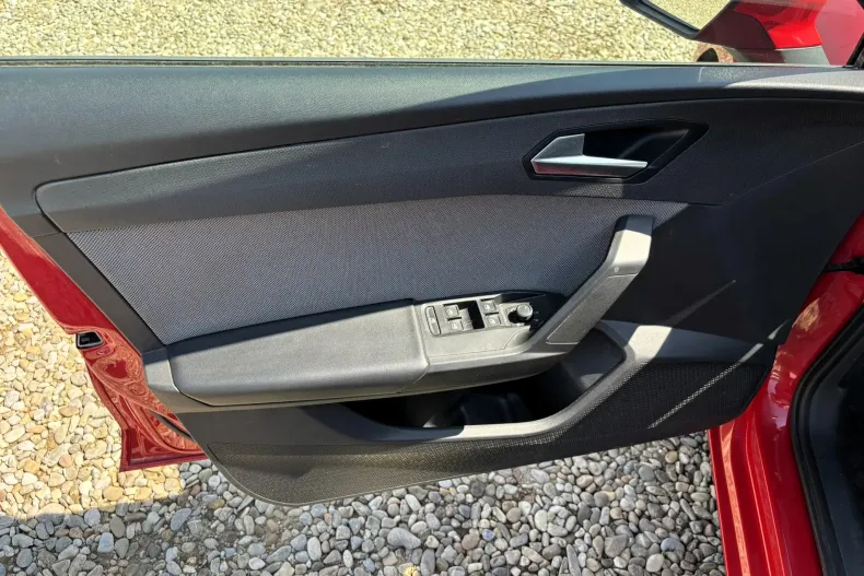 Seat Leon din 2023 cu 97.242 km - oferta SEA248777 - foto 10