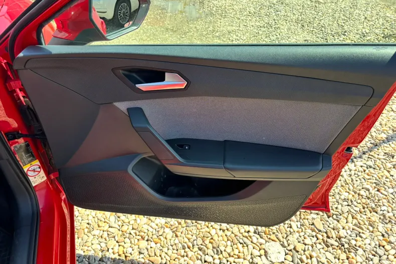 Seat Leon din 2023 cu 97.242 km - oferta SEA248777 - foto 19
