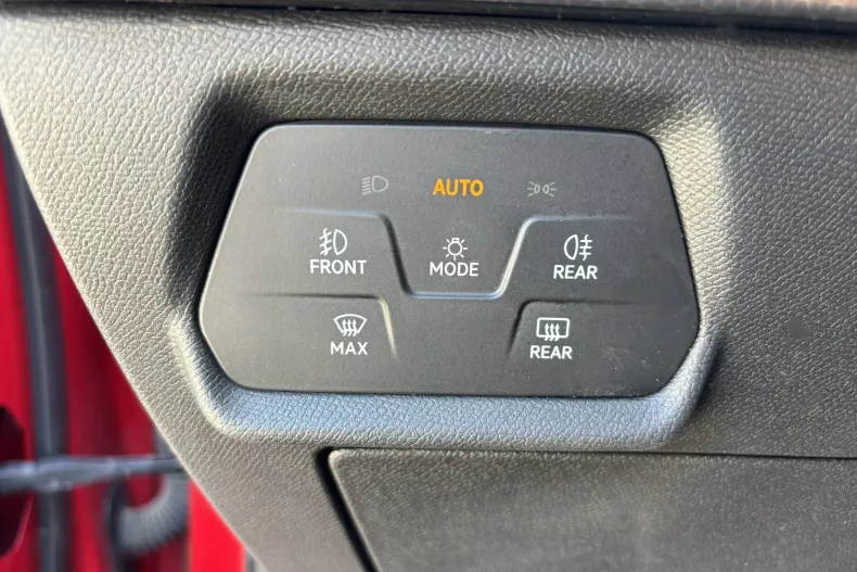 Seat Leon din 2023 cu 97.242 km - oferta SEA248777 - foto 22