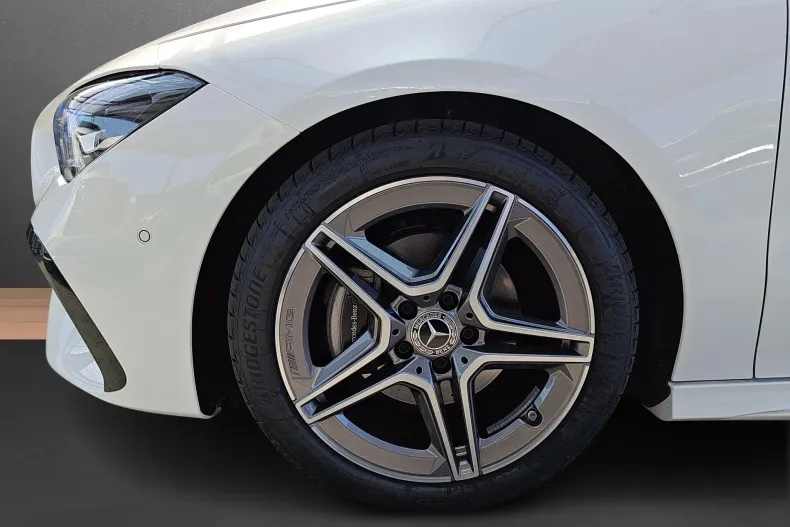 Mercedes-Benz CLA 180 (Clasa CLA) din 2025 cu 22.871 km - oferta MER248778 - foto 18