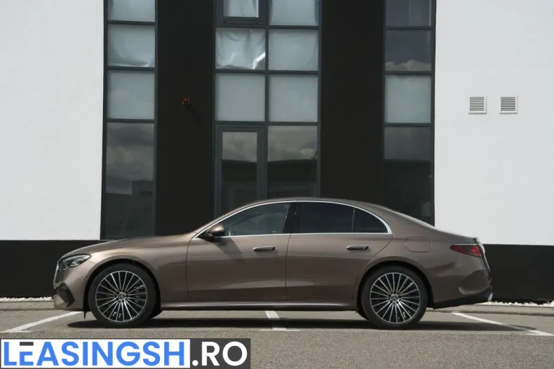 Mercedes-Benz E din 2026 cu 1 km - oferta MER248781 - foto 4