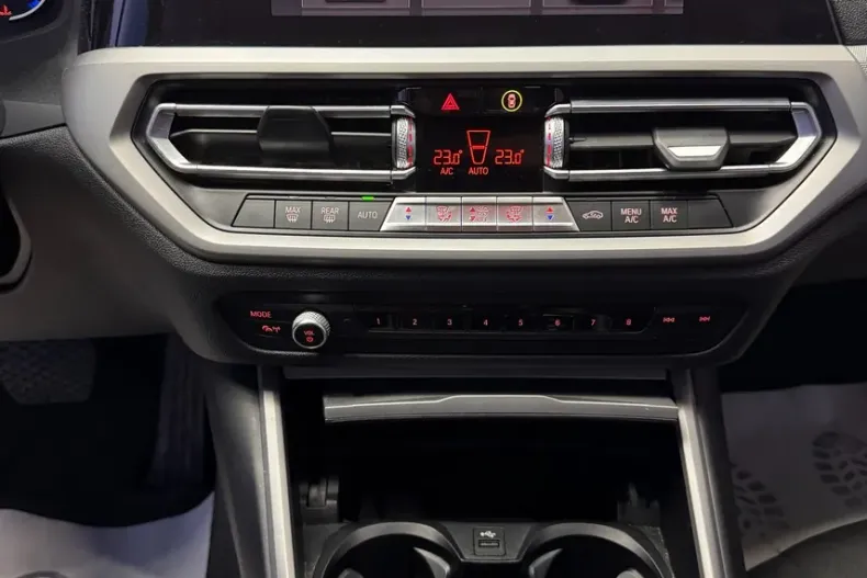 BMW 320d (Seria 3) din 2020 cu 59.088 km - oferta BMW248786 - foto 6