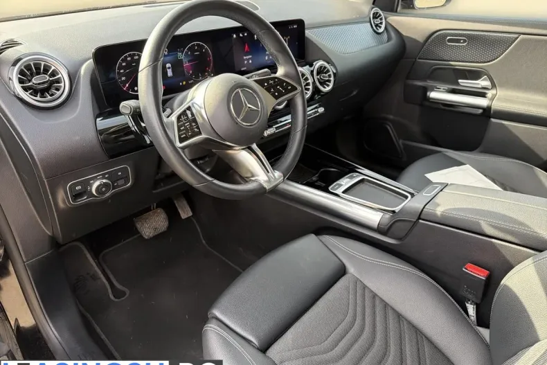 Mercedes-Benz GLA din 2024 cu 36.537 km - oferta MER248789 - foto 9