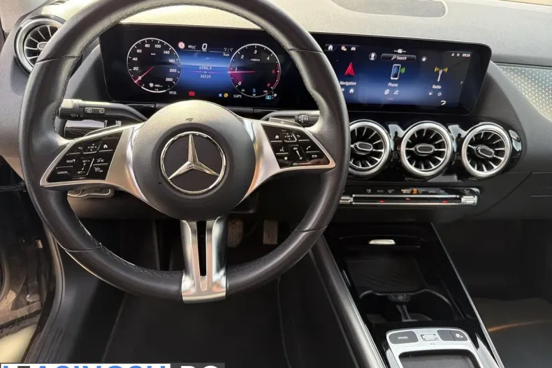 Mercedes-Benz GLA din 2024 cu 36.537 km - oferta MER248789 - foto 10