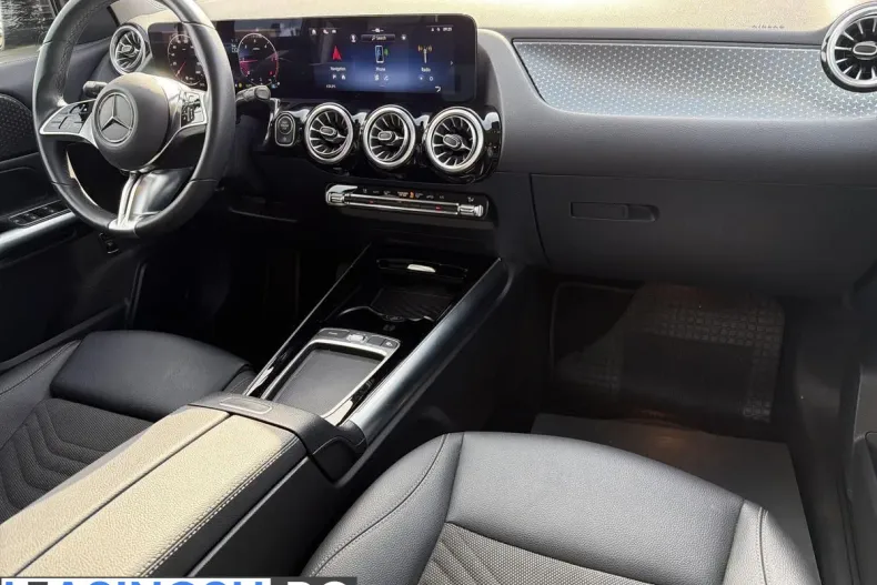 Mercedes-Benz GLA din 2024 cu 36.537 km - oferta MER248789 - foto 12
