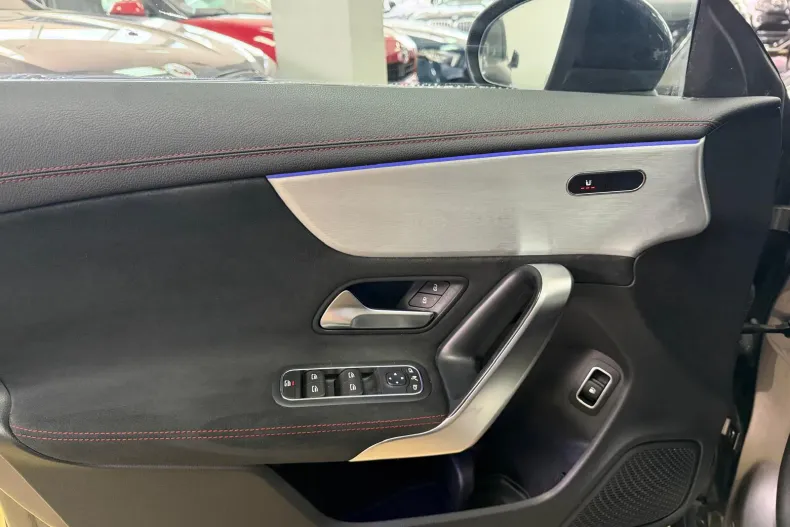 Mercedes-Benz CLA 250 (Clasa CLA) din 2022 cu 145.255 km - oferta MER248790 - foto 14