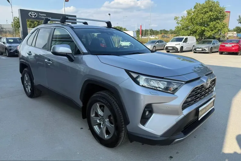 Toyota RAV4 din 2022 cu 158.803 km - oferta TOY248791 - foto 4