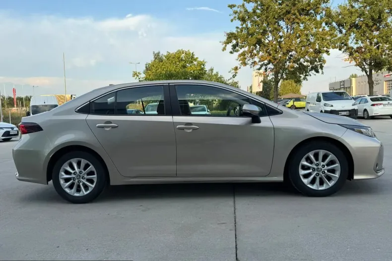 Toyota Corolla din 2021 cu 67.597 km - oferta TOY248793 - foto 5